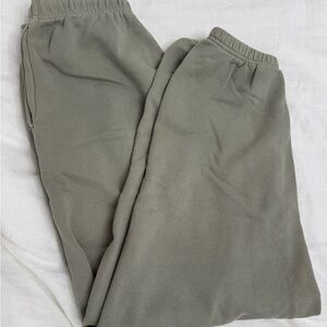 Aritzia Women's Olive Joggers
